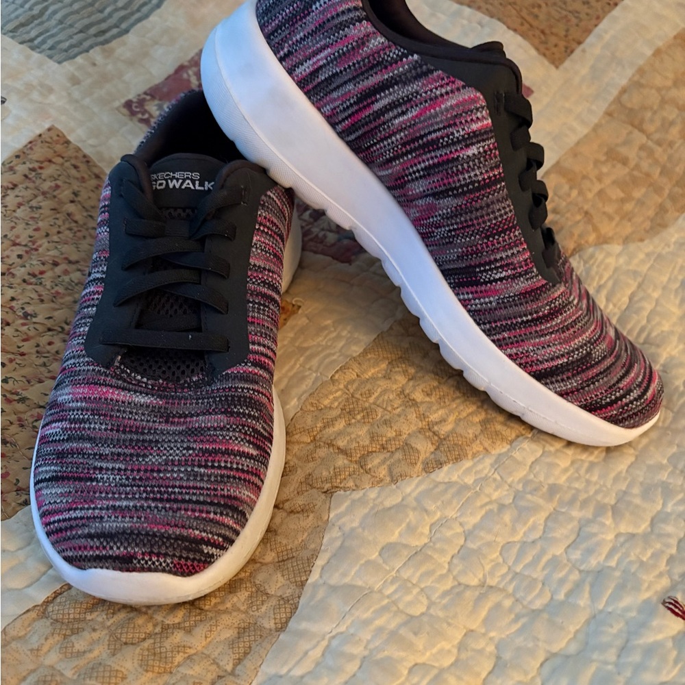 Skechers Go Walk Multi-Color Sneakers Size 7.5